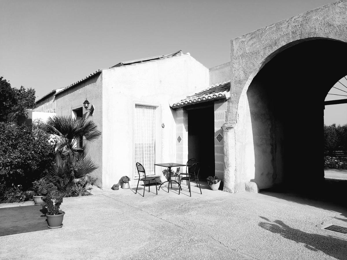 Bed and Breakfast Baglio Bellavista Torre Nubia Exterior foto