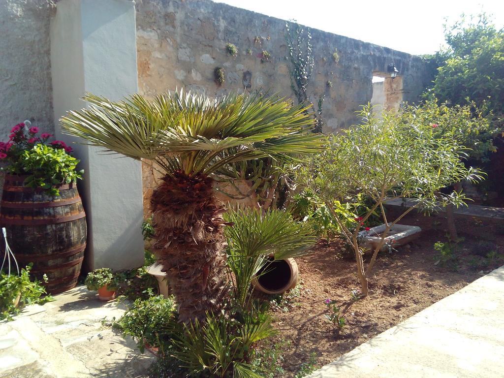 Bed and Breakfast Baglio Bellavista Torre Nubia Exterior foto